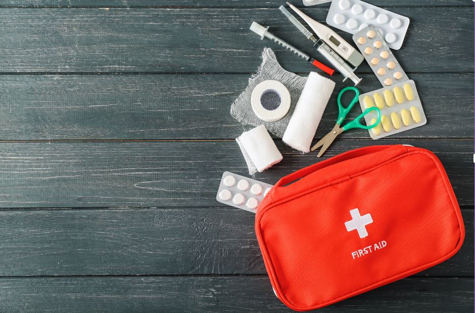 Erste Hilfe Set First Aid Kit