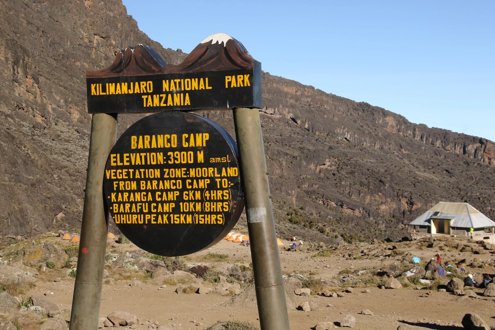 Umbwe Route, Tag 2/6: Umbwe Cave Camp (3.000 m) – Barranco Camp (3.960 m)